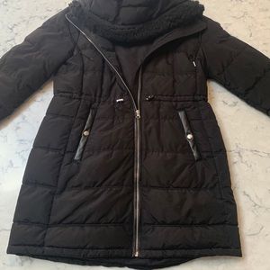 Black Old Navy Long Puffer Jacket Size Medium